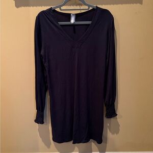 Acting Pro Navy Long Sleeve V-Neck Top